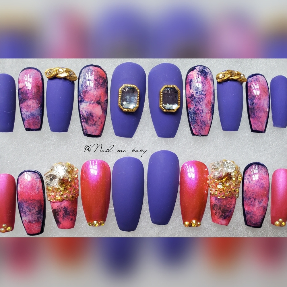 Luxurious press-on Nails - Picture 3 of 7